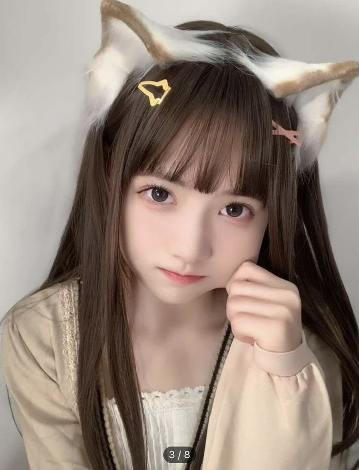 Korean girl DP for Facebook