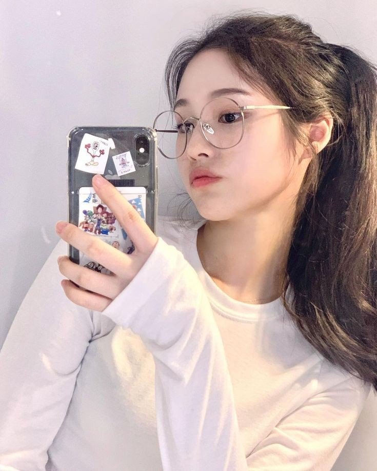 Korean girl aesthetic profile picture
