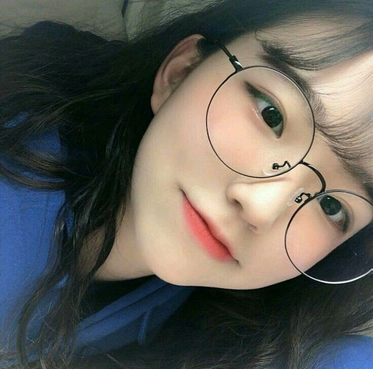 aesthetic Korean girl DP