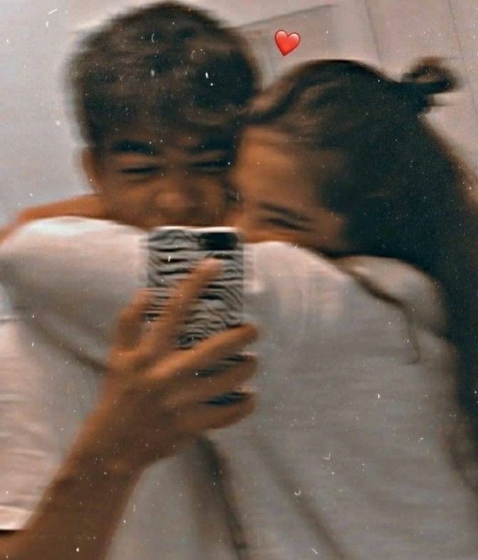 couple DP for Facebook