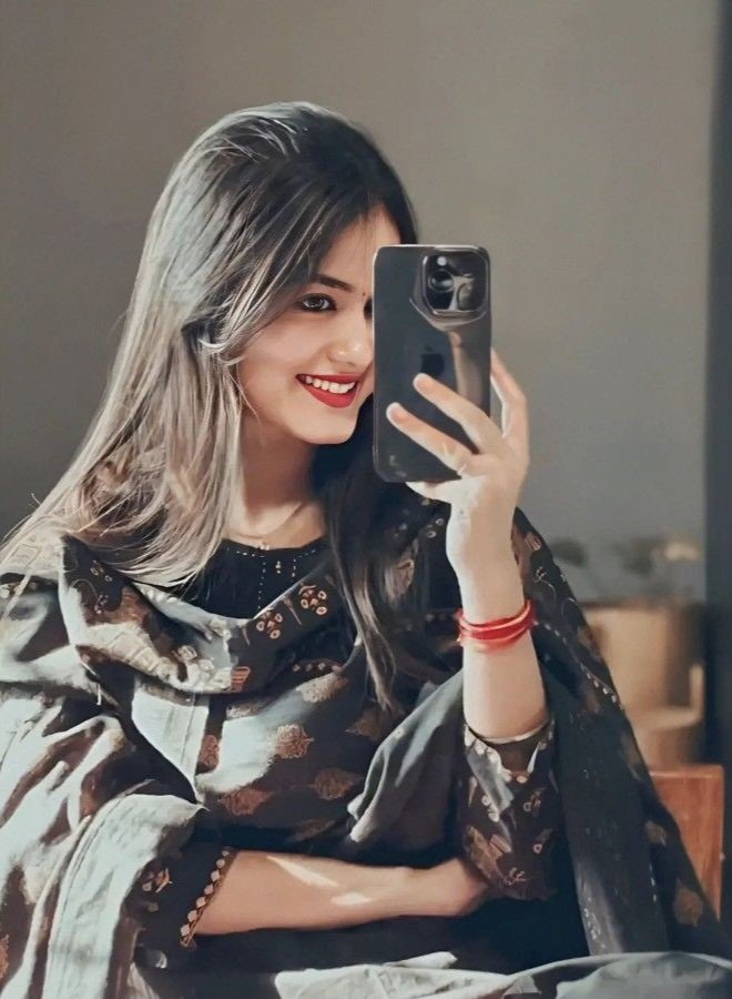 girls DP for Instagram