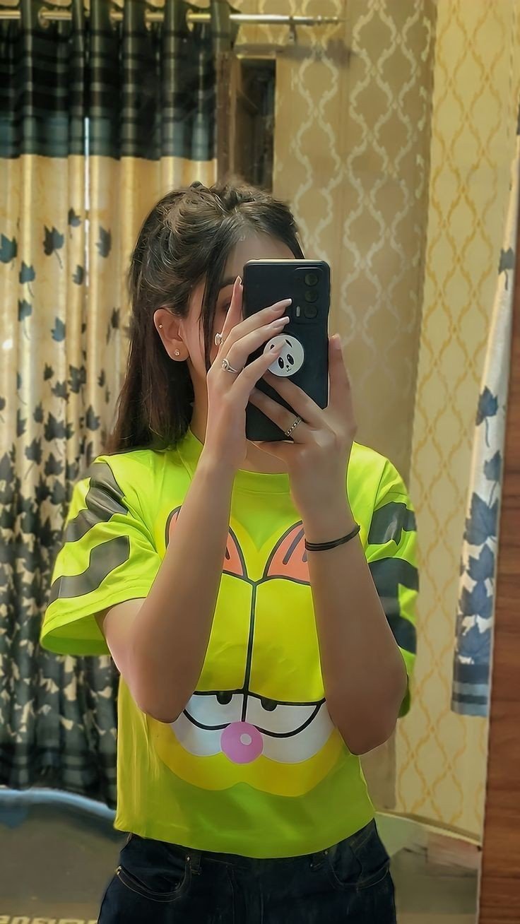 girls DP for Instagram