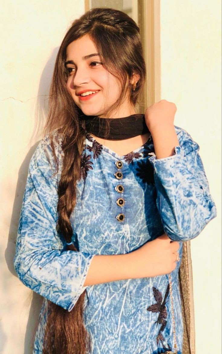 high quality girl pic