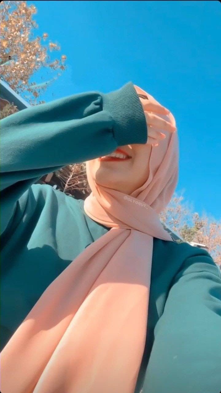 lovely hijab girl DP