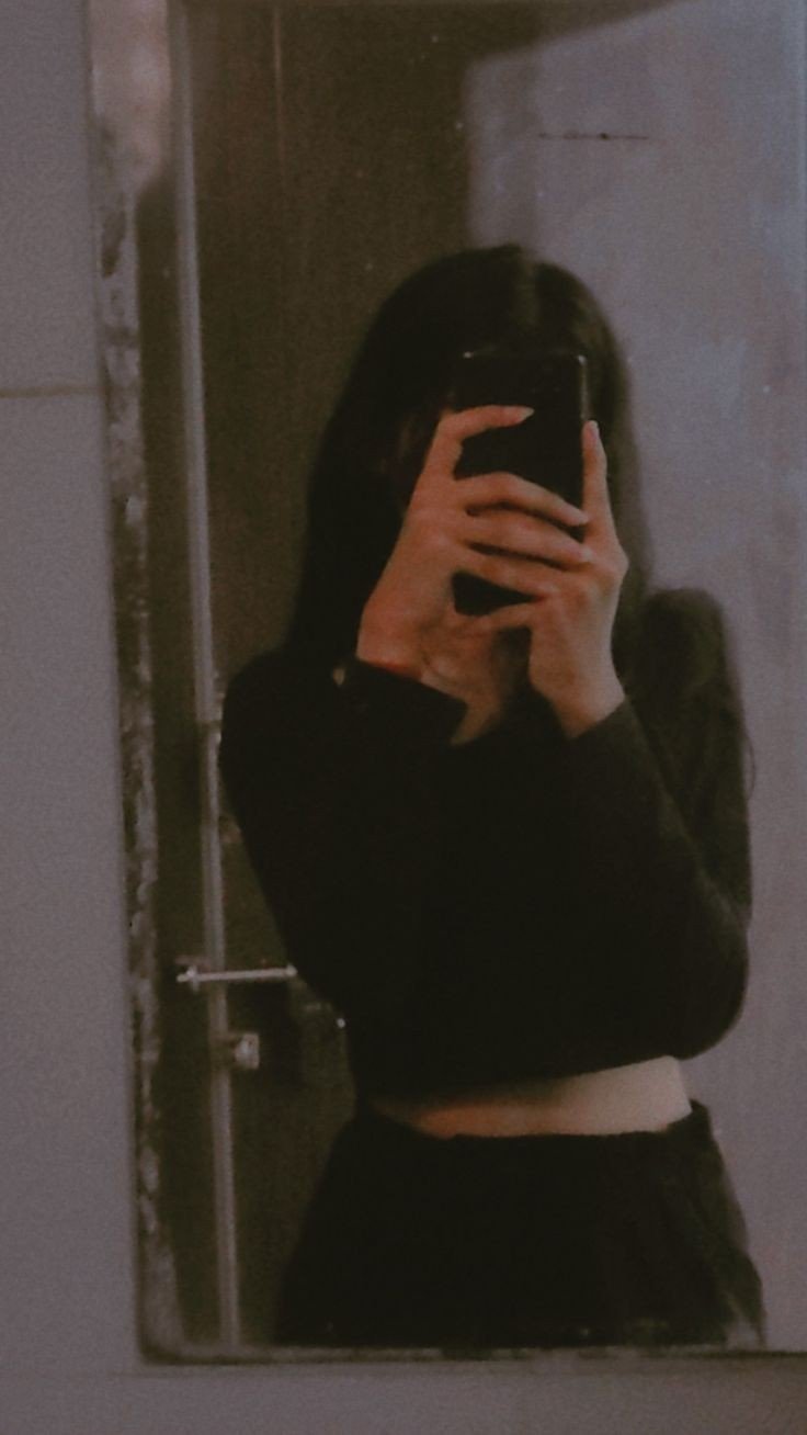 blur girl images for Facebook