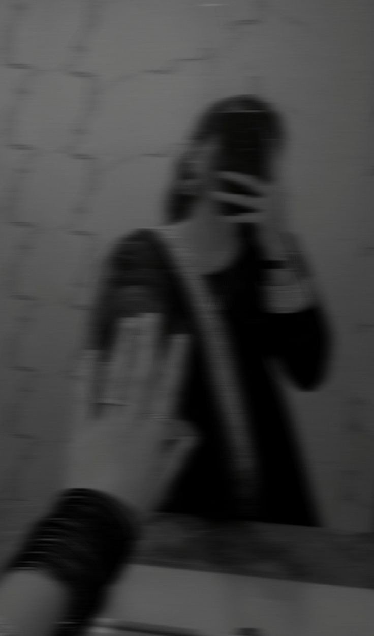 blur girl profile picture