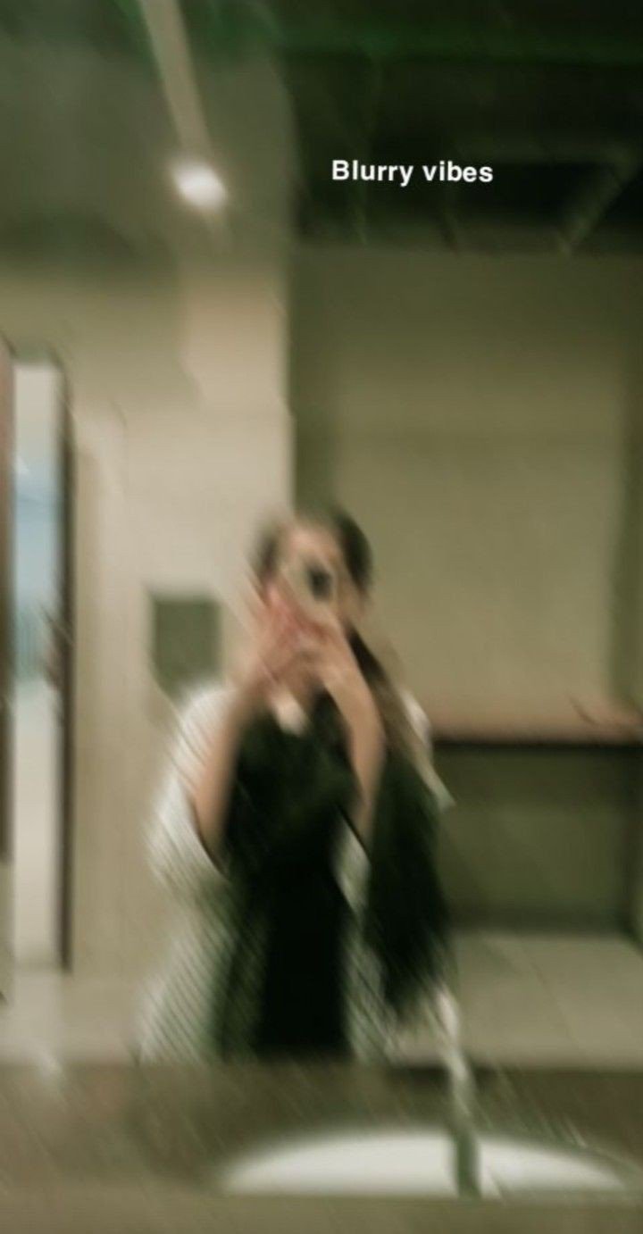 blur profile picture for girls